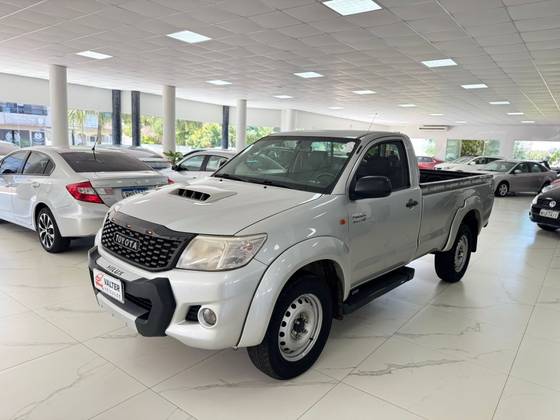 TOYOTA HILUX 3.0 SR 4X4 CS 16V TURBO INTERCOOLER DIESEL 2P MANUAL TOYOTA HILUX 3.0 SR 4X4 CS 16V TURBO INTERCOOLER DIESEL 2P MANUAL
